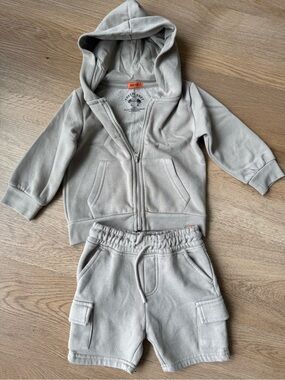 Free Planet 2T Boys Neutral Gray Hoodie & Cargo Shorts Set